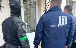 Обыски проходят в домах братьев нардепов и гражданской жены Козака, а также по адресам регистрации компаний, фигурирующих в уголовном производстве