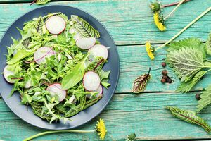 В ингредиентах салата содержится много витаминов