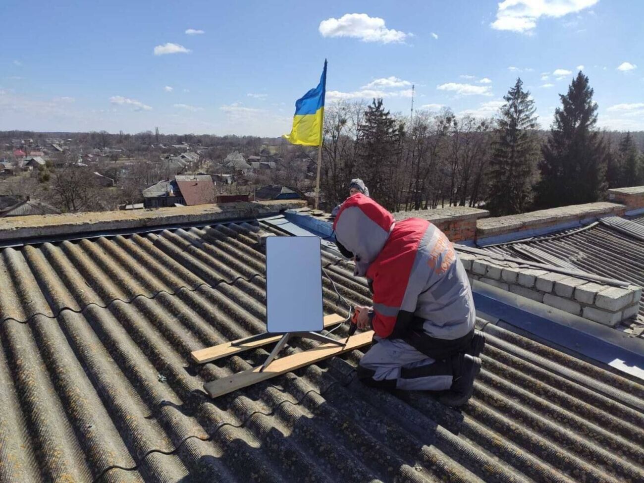В Украине работают уже более 10 тыс. станций спутникового интернета Starlink