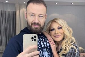 Сын Повалий, выступавшей в апреле Кремле, опубликовал песню о войне