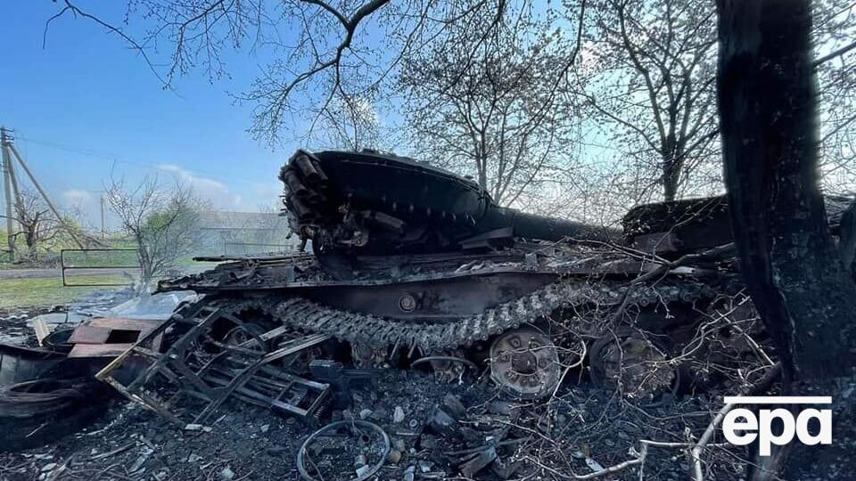 Украинские военные с начала полномасштабного вторжения РФ уничтожили 970 танков противника