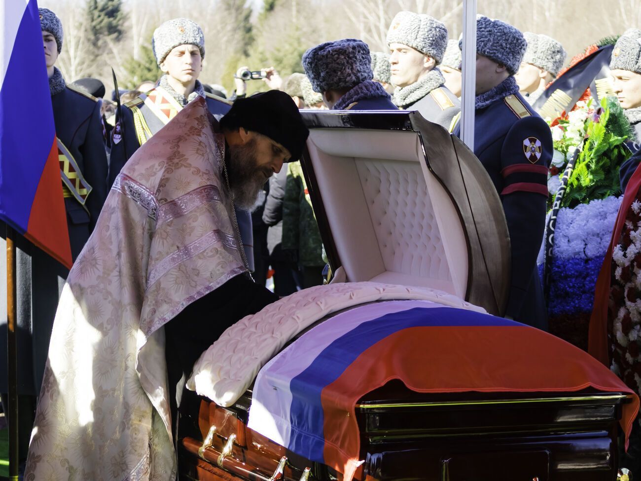 Многочисленные российские подразделения показали себя неспособными к современным общевойсковым боевым действиям