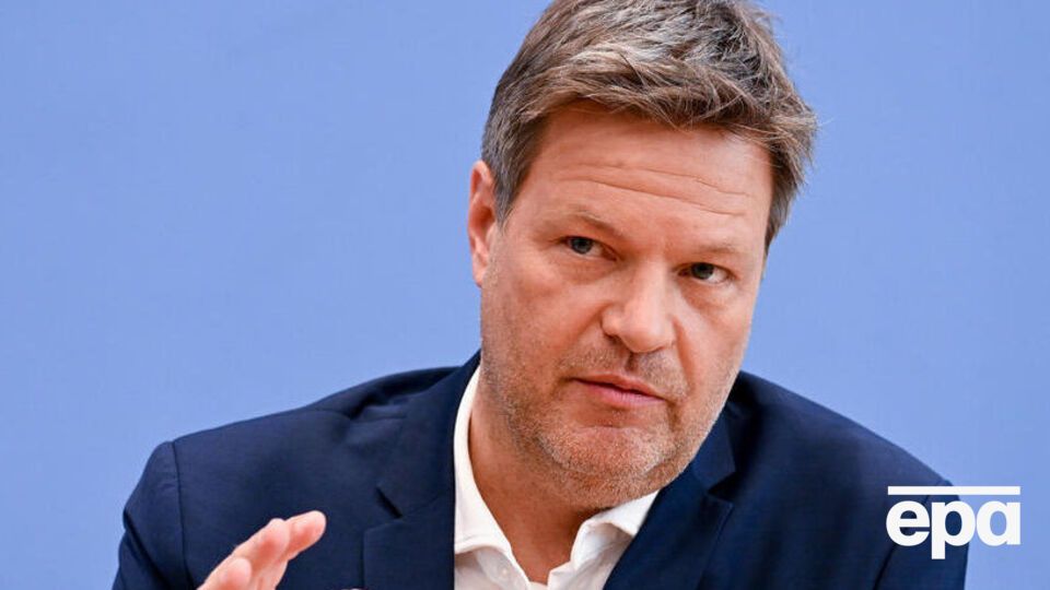 По словам Хабека, Германия готова к нефтяному эмбарго в той мере, в которой "это не повлечет за собой национальной катастрофы"