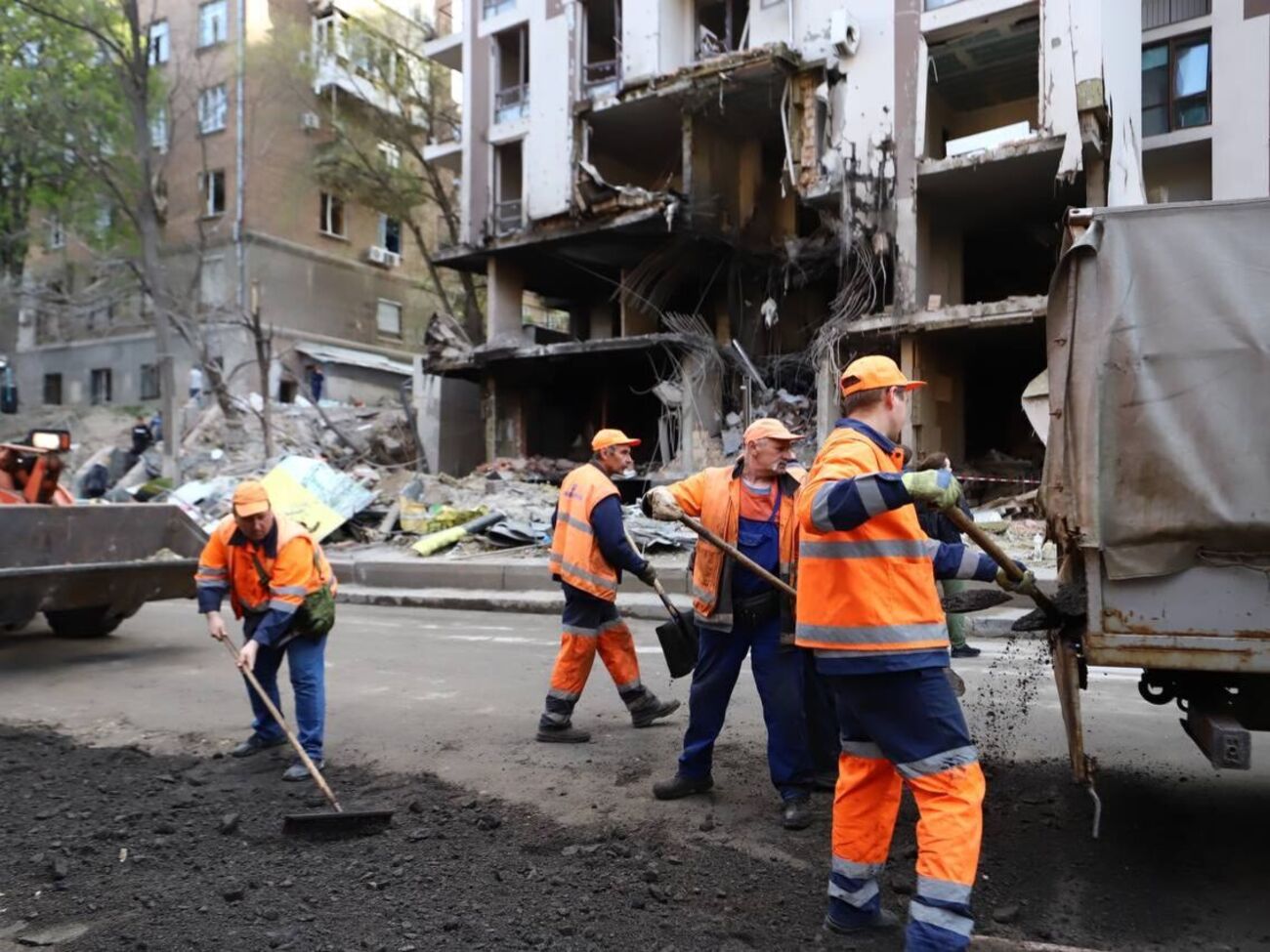 Вибухи прогриміли 28 квітня