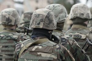 За даними української розвідки, після захоплення Новоайдара Шароградський почав співпрацювати з російськими окупантами