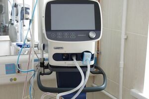 У лікарнях Маріуполя було 60 апаратів ШВЛ, пише мерія