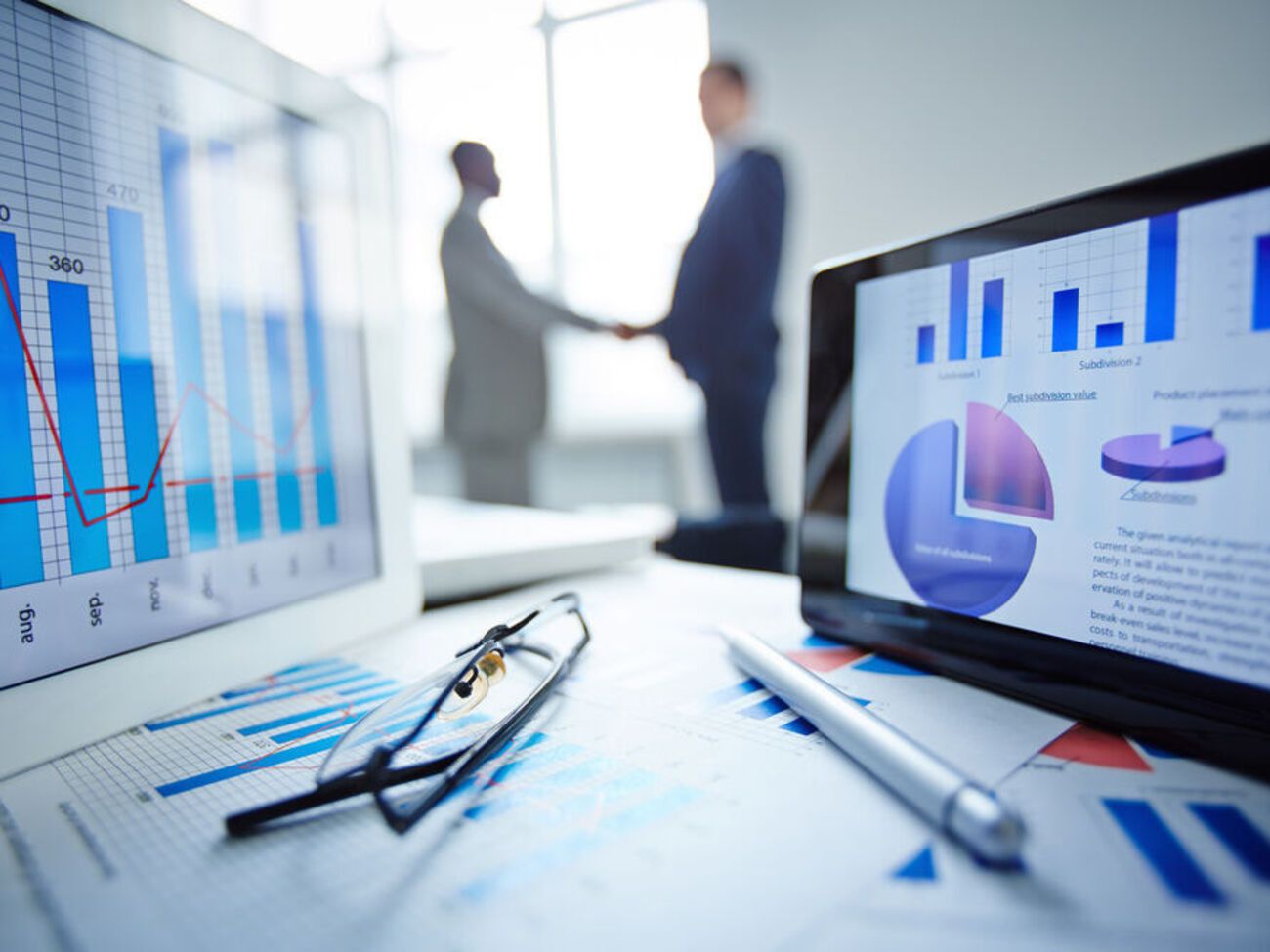 44% учасників повідомили, що повністю або частково поновили роботу