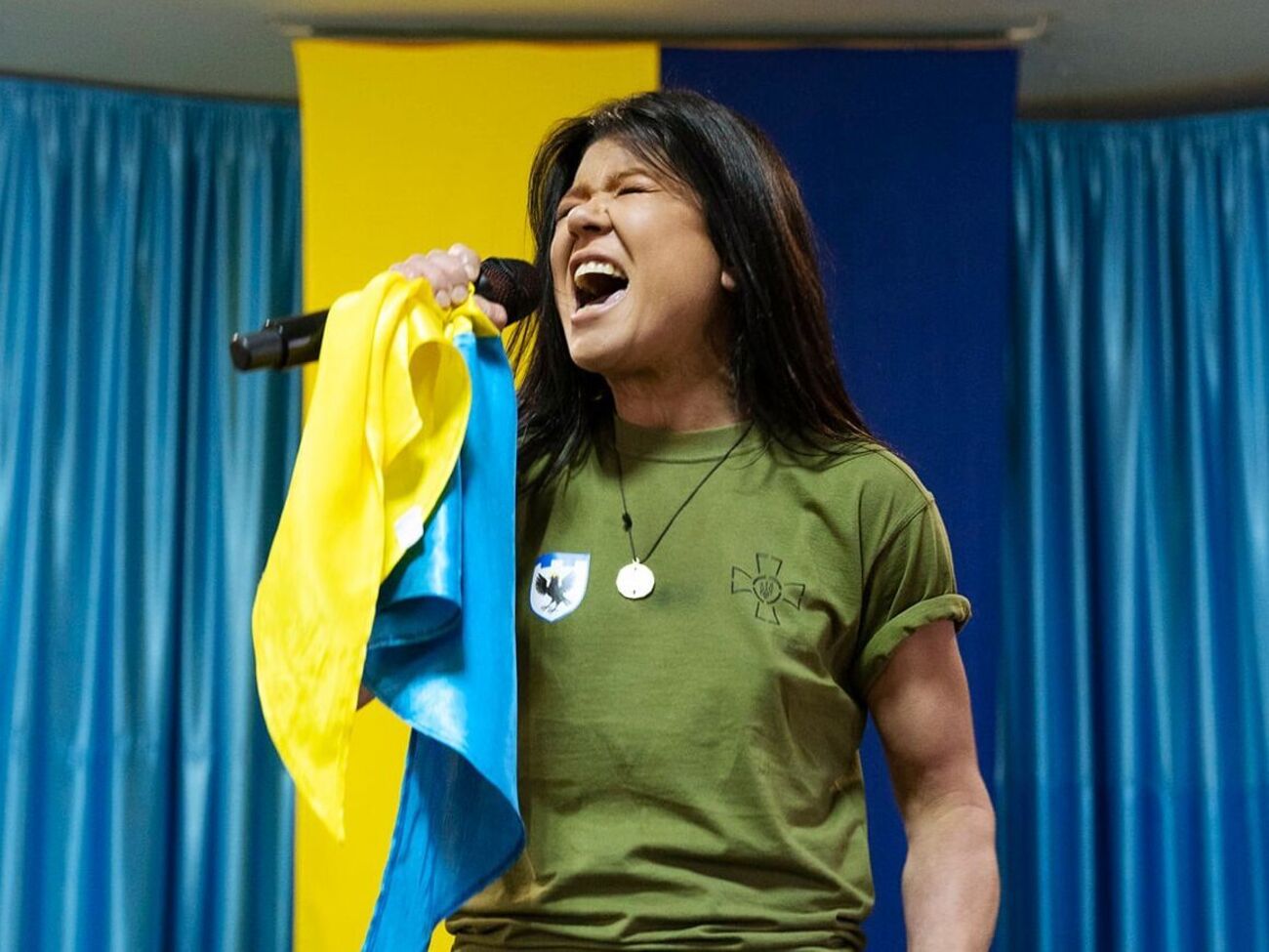 Руслана:&nbsp;Мы должны защитить жизнь&nbsp;&ndash;&nbsp;от маленького ребенка до самого старшего мужчины