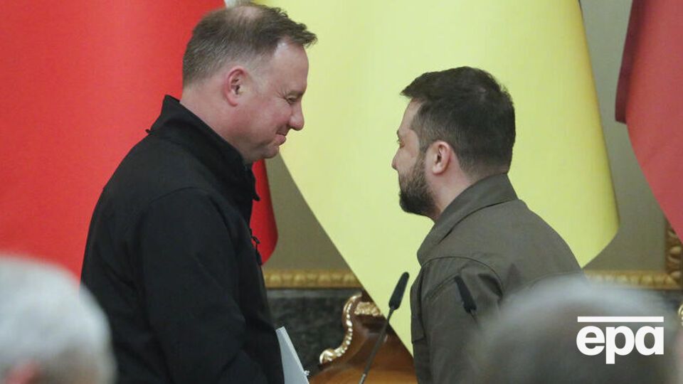 Дуда став одним із небагатьох іноземних лідерів, хто відвідав Україну після нападу Росії. На світлині – Дуда і Зеленський під час зустрічі у Києві 13 квітня