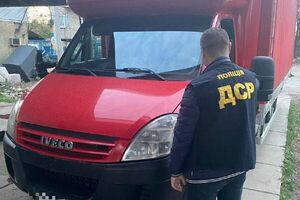 Автомобілі бізнесмена вилучили