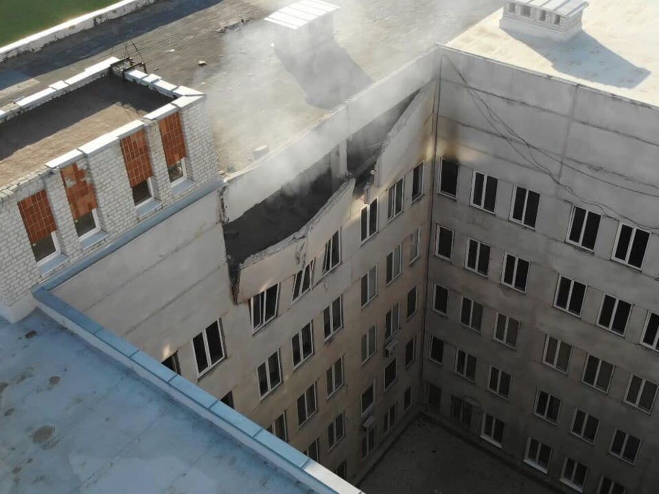 Унаслідок обстрілу лікарні ніхто не постраждав