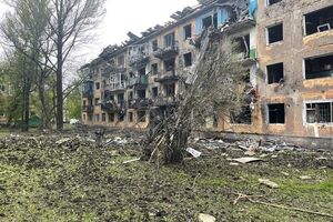 В результате обстрела пострадали трое маленьких детей