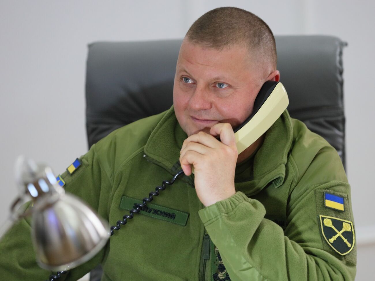 Залужный о переходе ВСУ с советского оружия на натовские образцы: Чем раньше начнем этот процесс, тем быстрее завершим