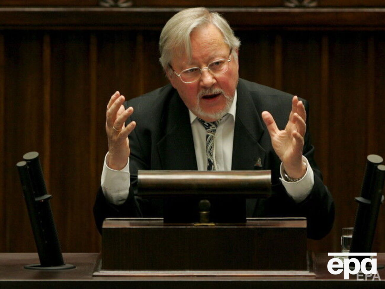 Ландсбергис сказал, что у россиян "в практике голодомор и массовое уничтожение людей, которых достаточно назвать врагами"