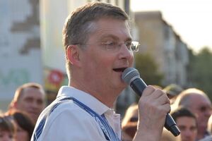 Кондратюк: Надеюсь, государство обеспечит малый бизнес возможностью зарабатывать себе на жизнь
