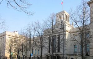 Немецкие журналисты выяснили, что речь идет о сотрудниках посольства в Берлине