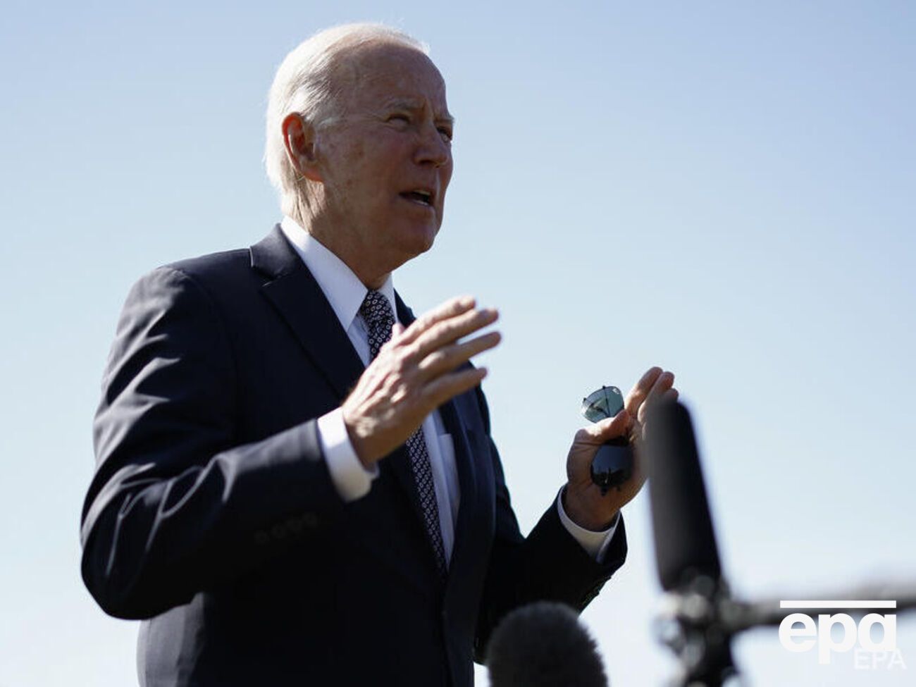 Байден вважає, що санкції проти РФ треба посилити