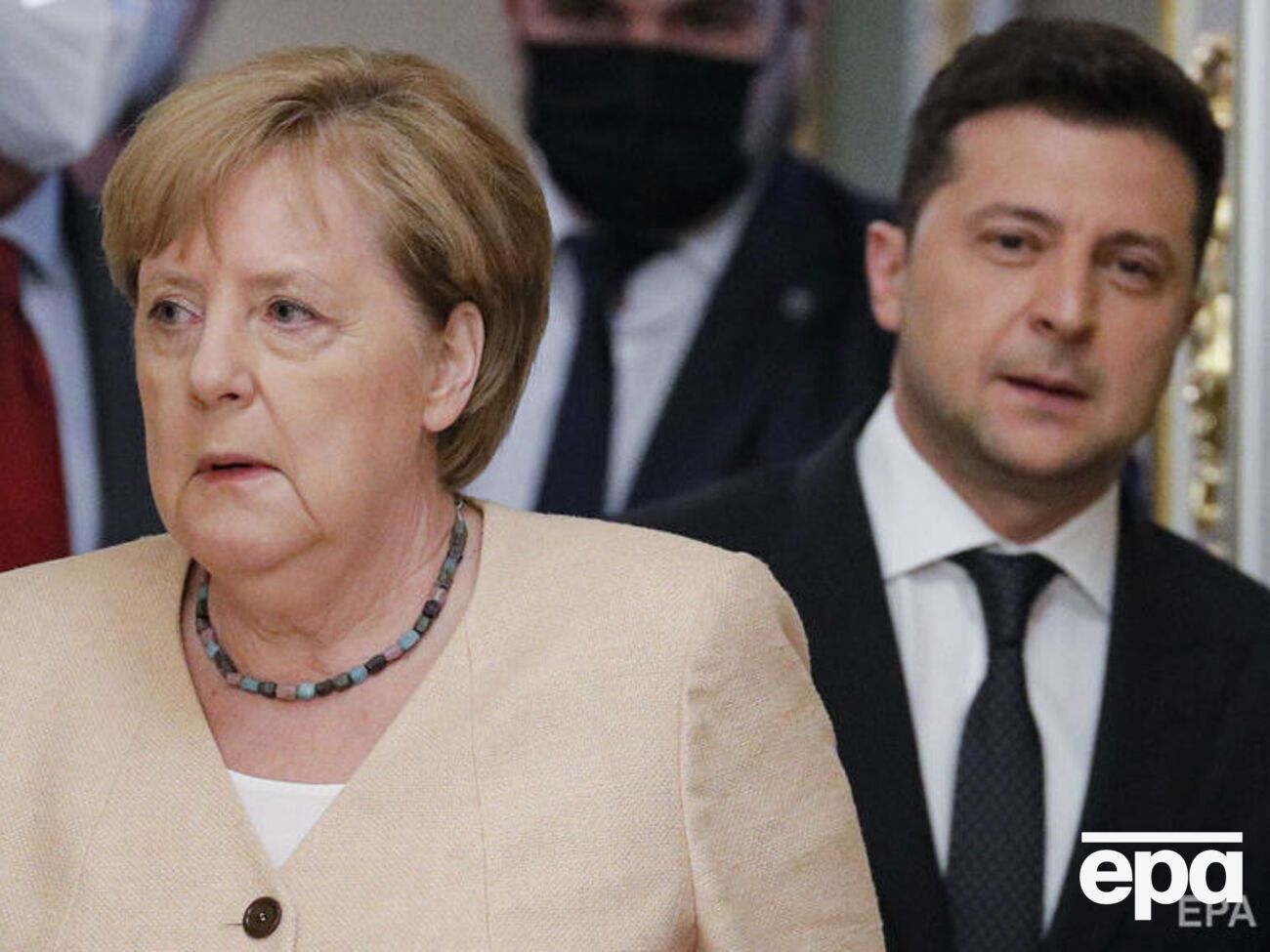 Зеленский приглашал Меркель&nbsp;увидеть последствия военных преступлений российских оккупантов в Буче