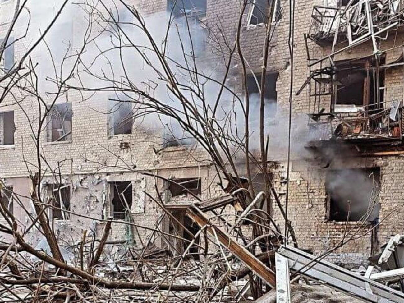 В ОВА сообщили, что из Рубежного и Попасной трудно эвакуировать людей и доставлять туда гумпомощь