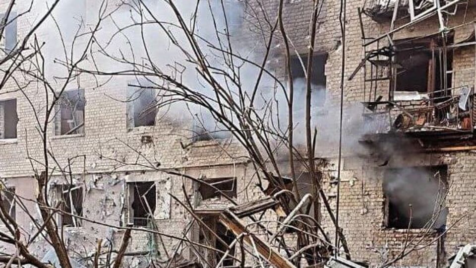 В ОВА повідомили, що з Рубіжного та Попасної важко евакуювати людей та доставляти туди гумдопомогу