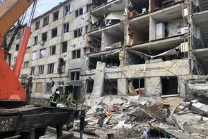 Окупанти обстрілюють Харків з артилерії та іншої далекобійної зброї