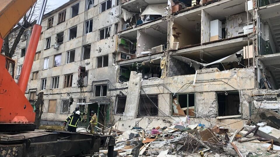 Окупанти обстрілюють Харків з артилерії та іншої далекобійної зброї