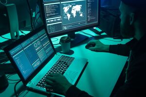 Атаки здійснювала група Armageddon – спеціальний проєкт ФСБ РФ, напрямом "роботи" якого є Україна