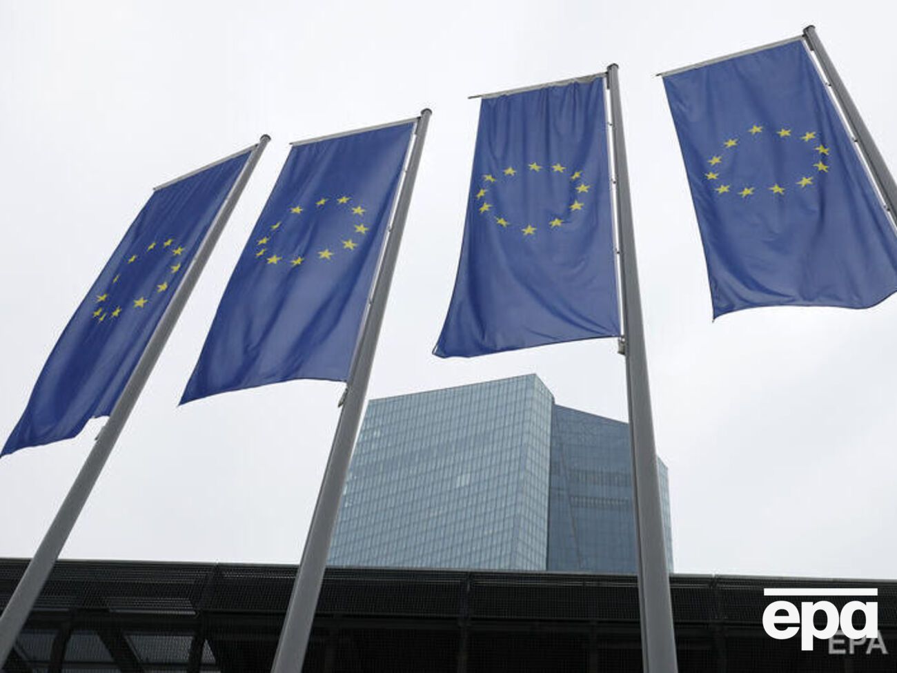 Над санкціями щодо російської нафти ЄС ще "працює", зазначила фон дер Ляєн