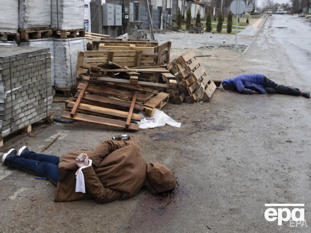 Свидетель военных преступлений оккупантов рассказал, что они&nbsp;не разрешали хоронить людей