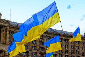 Протягом перших 12 днів війни 16 із 20 найбагатших українців зробили заяви проти російської агресії або на підтримку України, пише The Washington Post