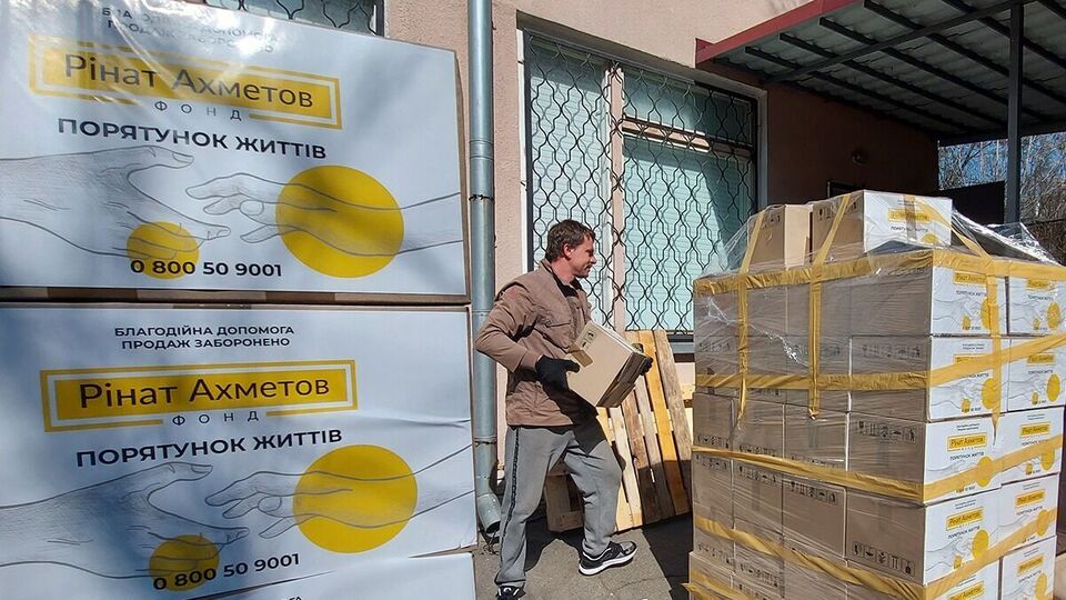 Раніше жителі Києва вже отримали 20 тис. продуктових наборів від Фонду