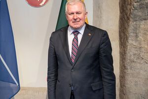 Анушаускас зазначив, що Збройні сили України "дуже сильно показали себе" у протистоянні російським окупантам