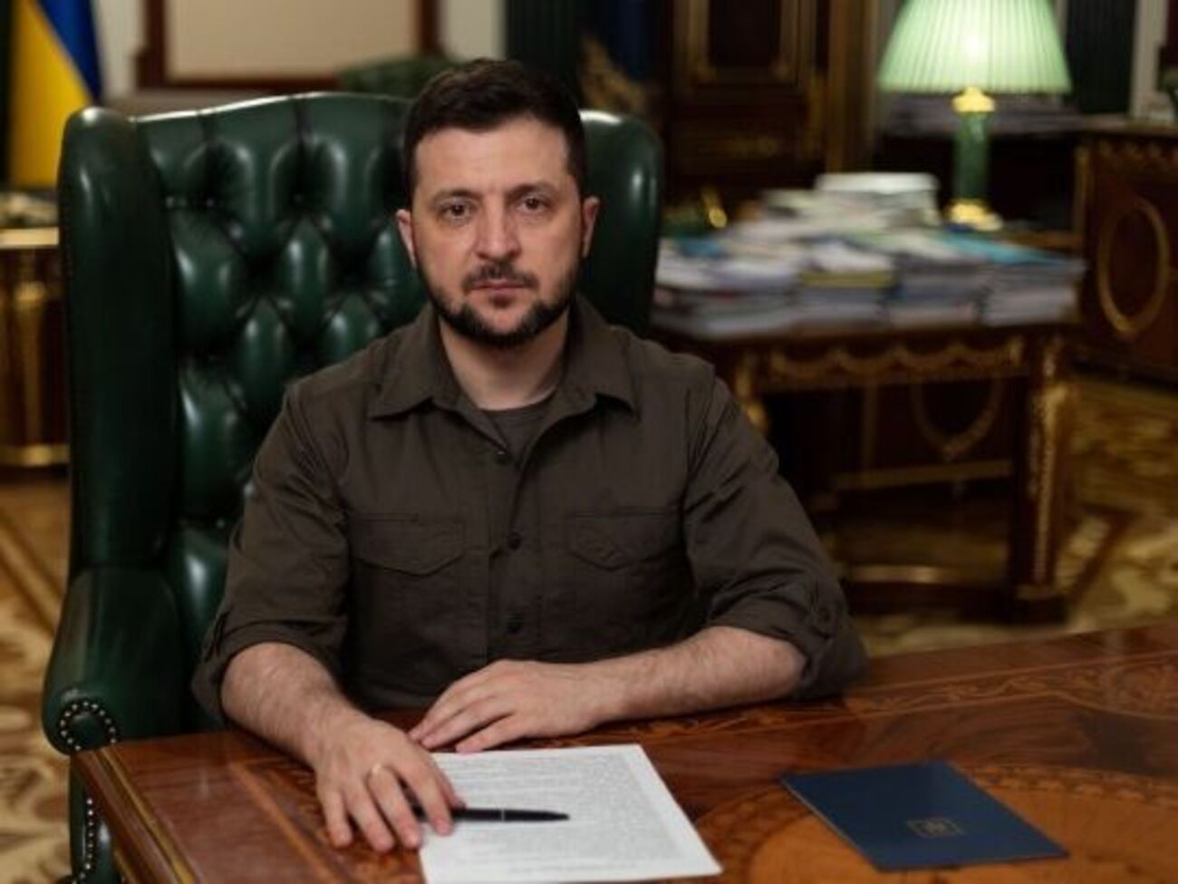 Зеленский:&nbsp;И хотя вы нейтральная страна, вы не остались нейтральными к горю и страданиям, которые Россия принесла украинцам