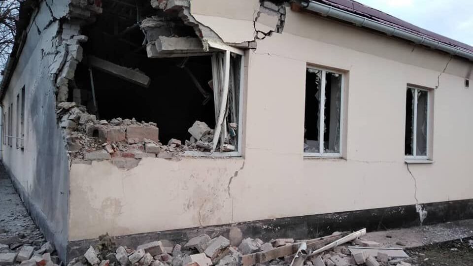 В Донецкой области оккупанты продолжают обстреливать гражданскую инфраструктуру