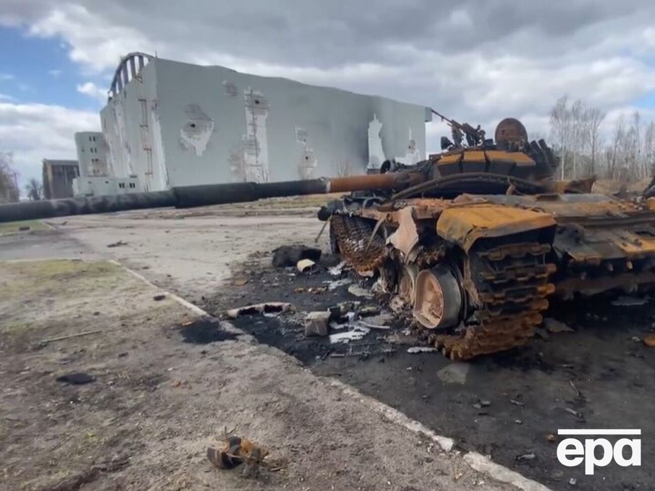 В селах и городах Киевской области после оккупации продолжают находить тела погибших