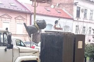 Памятник демонтировали 6 апреля