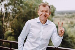 28 марта стало известно, что Столбовой пошел на сотрудничество с оккупантами