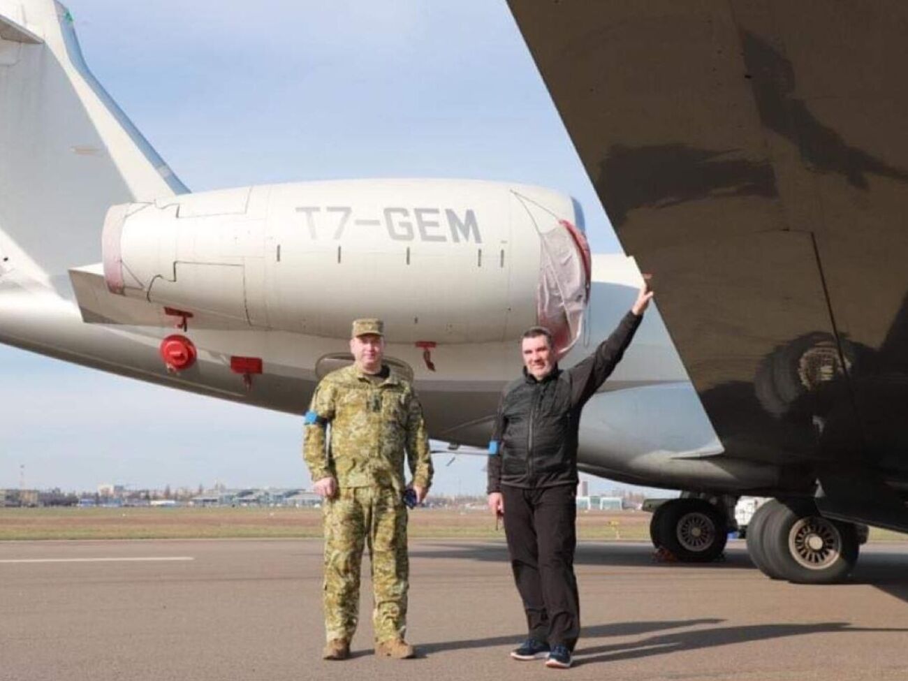 Данилов:&nbsp;Если рашисты не оставят суицидальных намерений, частный борт путинского кума первым "героически" встретит своих российских друзей