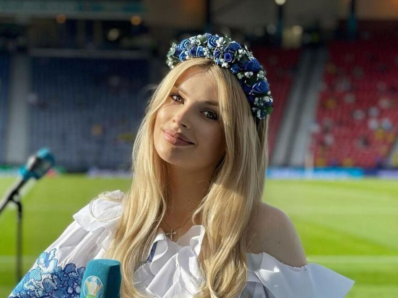 Влада Седан &ndash; дружинам і матерям російських окупантів: Як, бл...дь, із цим демоном, із цим дияволом ти плануєш далі жити? З накраденим усім цим, що з дитини зняли?