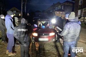Під час спроби незаконного перетину кордону затримали трьох громадян України – чоловіків віком від 32 до 44 років