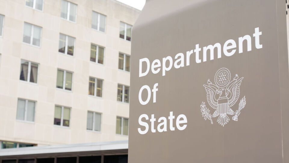 Госдеп США сообщил, что собственных физических и юридических лиц, в отношении которых ввели санкции, заблокирована