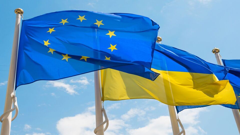 28 лютого Україна подала заявку на вступ до Європейського союзу
