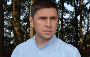 Подоляк: Русский мир – это мир смерти, крови, вони и ненависти