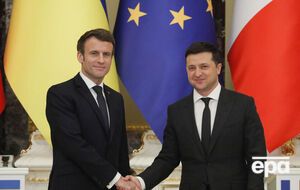 Макрон в беседе с Зеленским "выразил глубокую обеспокоенность продолжением российских бомбардировок украинских городов", отмечается на сайте Елисейского дворца