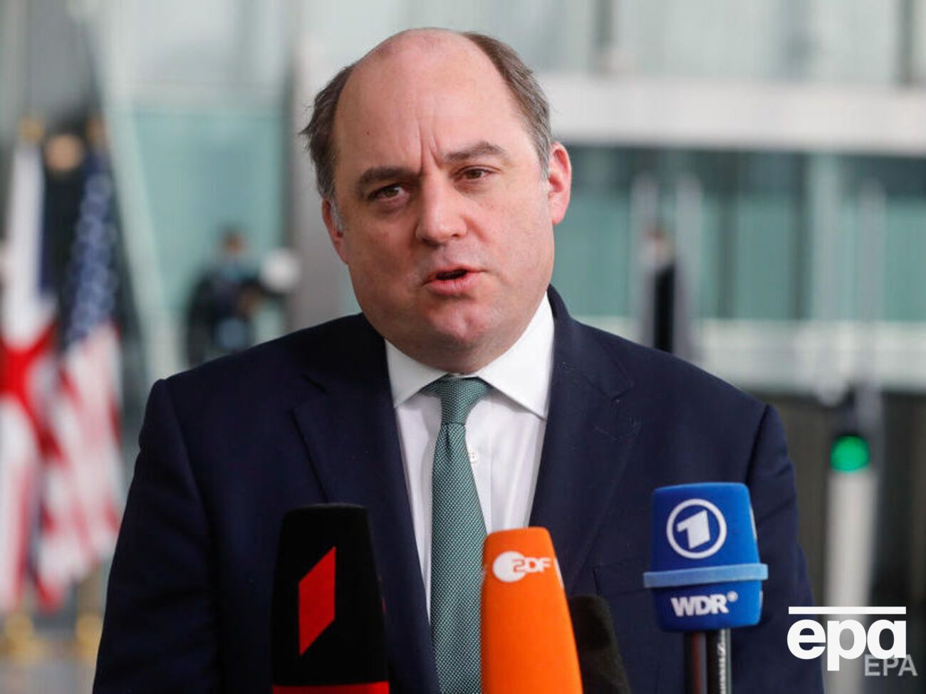 Воллес: Я думаю, що він спробує відмовитися від своєї "спеціальної операції"