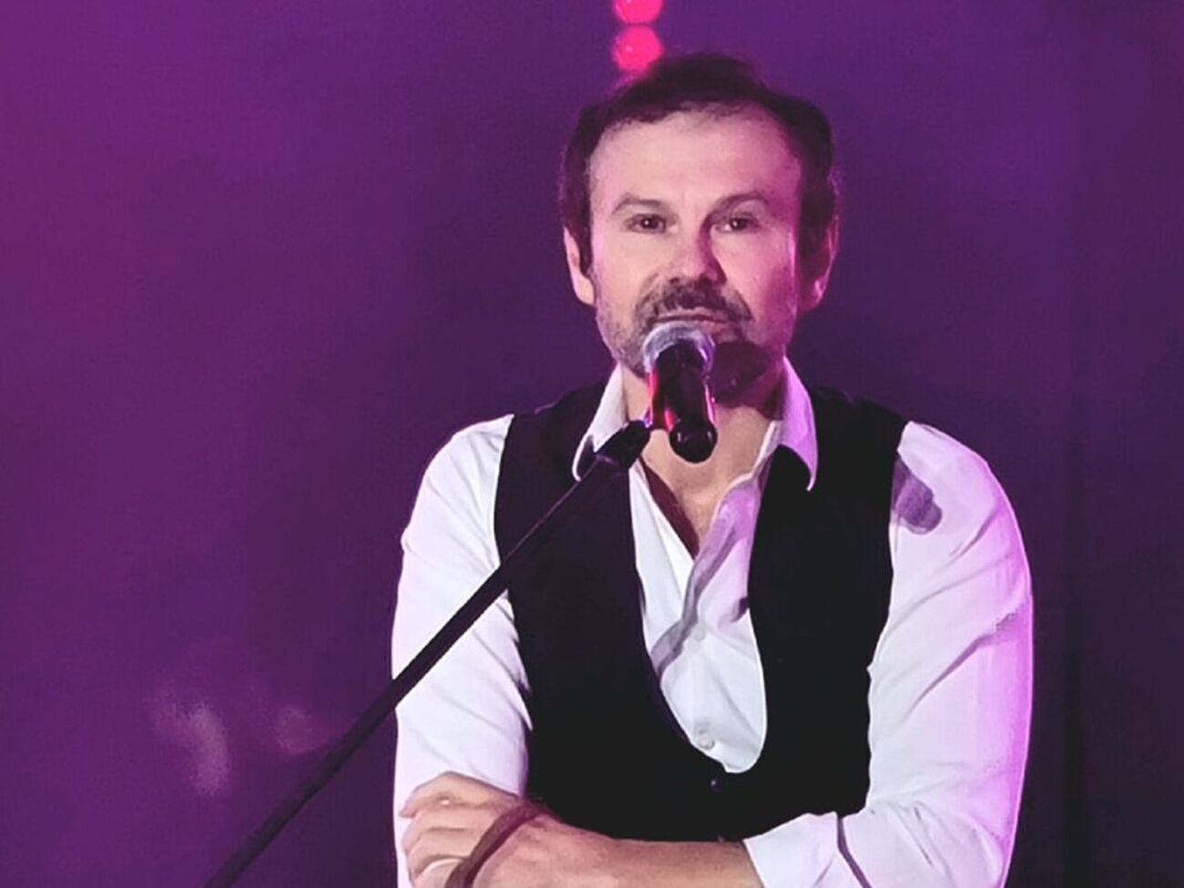 Вакарчук: Написав, бо не міг не написати. Рве мене зсередини кожного дня, коли читаю новини про Маріуполь