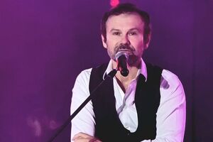 Вакарчук: Написал, потому что не мог не написать. Рвет меня изнутри каждый день, когда читаю новости о Мариуполе