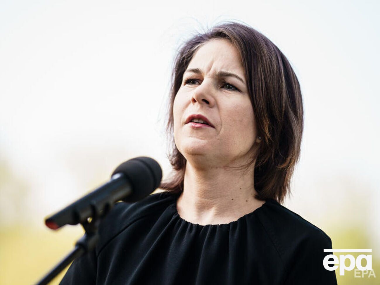 Бербок відвідала звільнену від російських окупантів Бучу