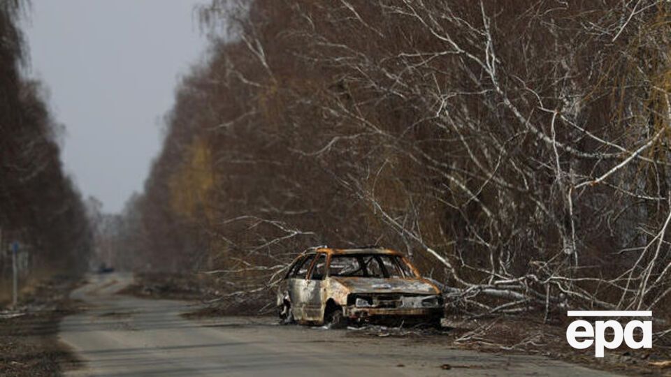 Через влучення снаряда автомобіль було підірвано