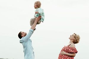 Кекелия и Дуда воспитывают сына Ивана, в конце лета у него появится младший брат